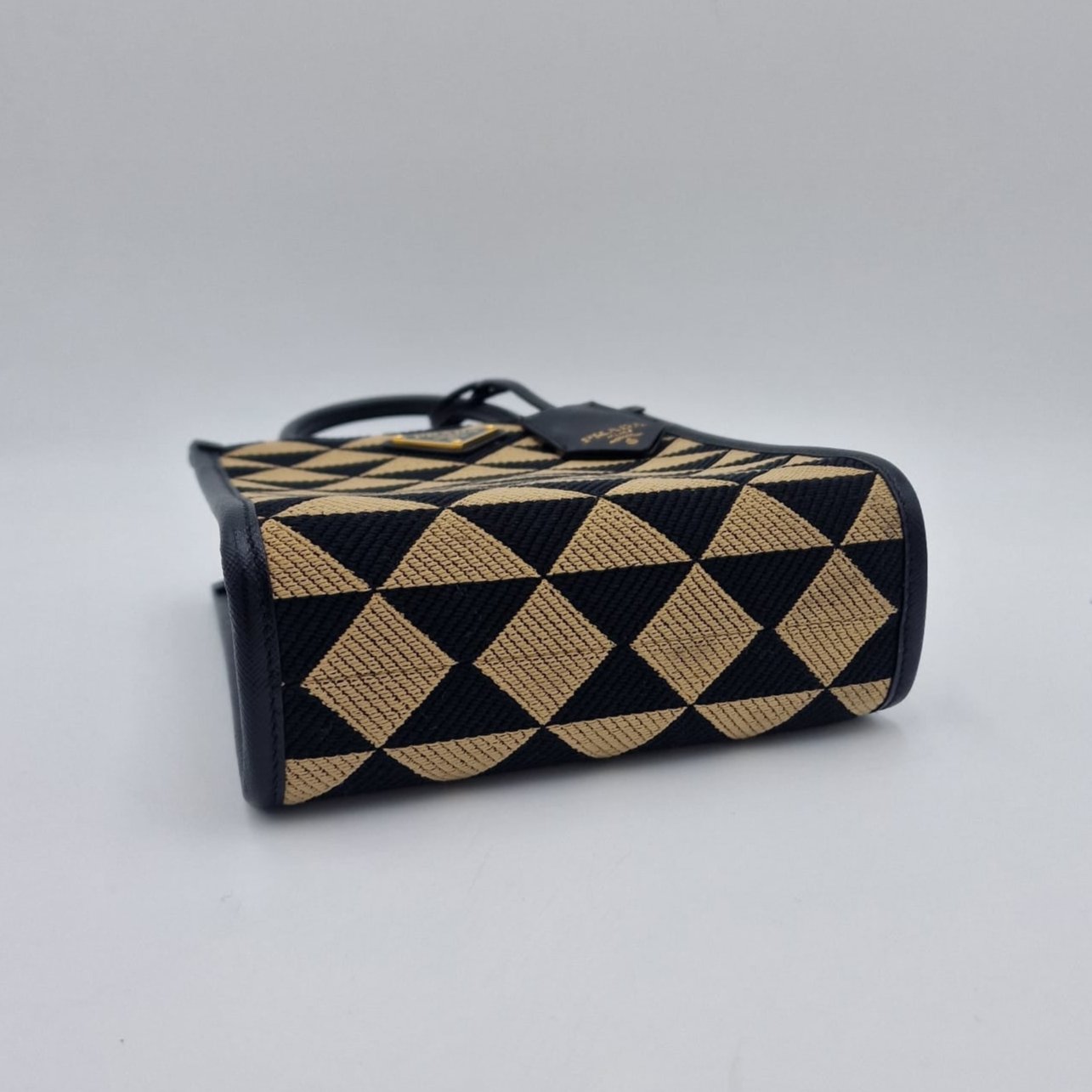 Prada Mini Symbole