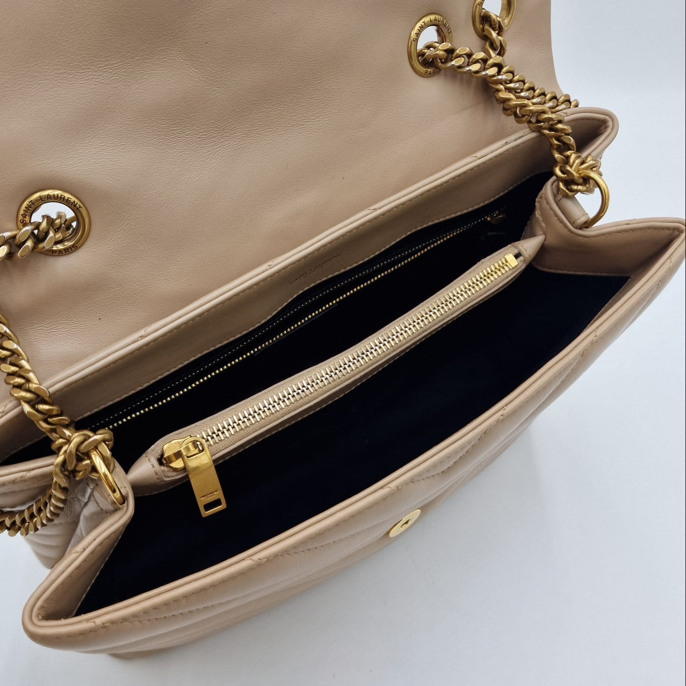 Saint Laurent Loulou Medium