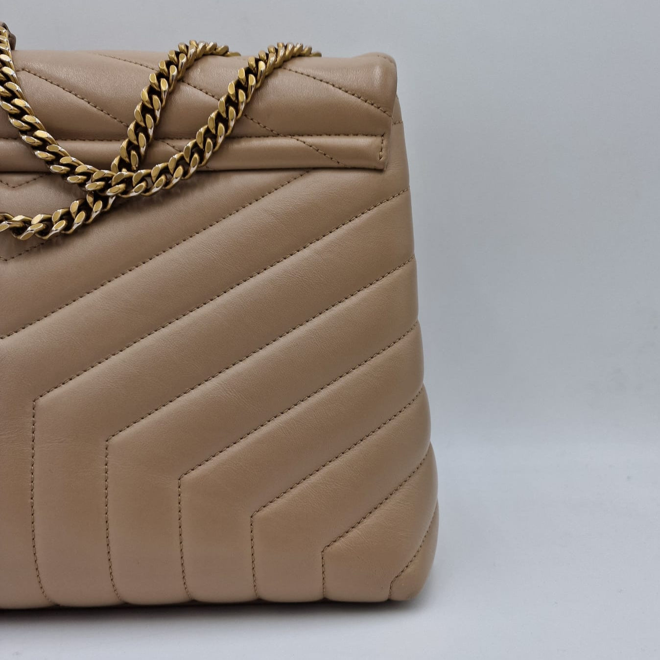 Saint Laurent Loulou Medium