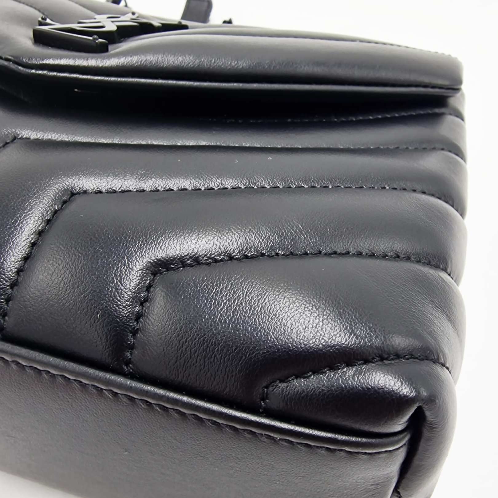 Saint Laurent Loulou Small Black Hardware