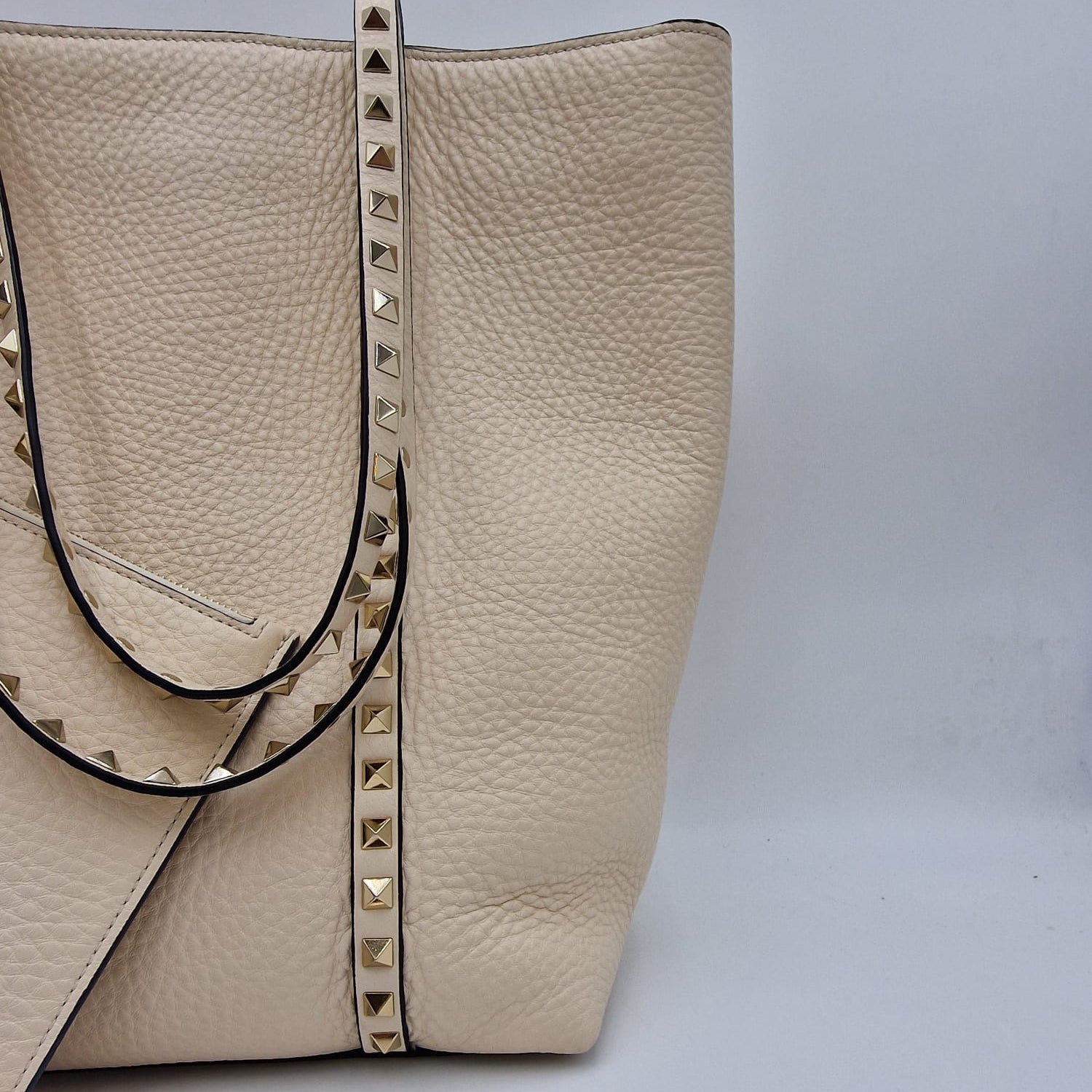 Valentino Garavani Rockstud Tote