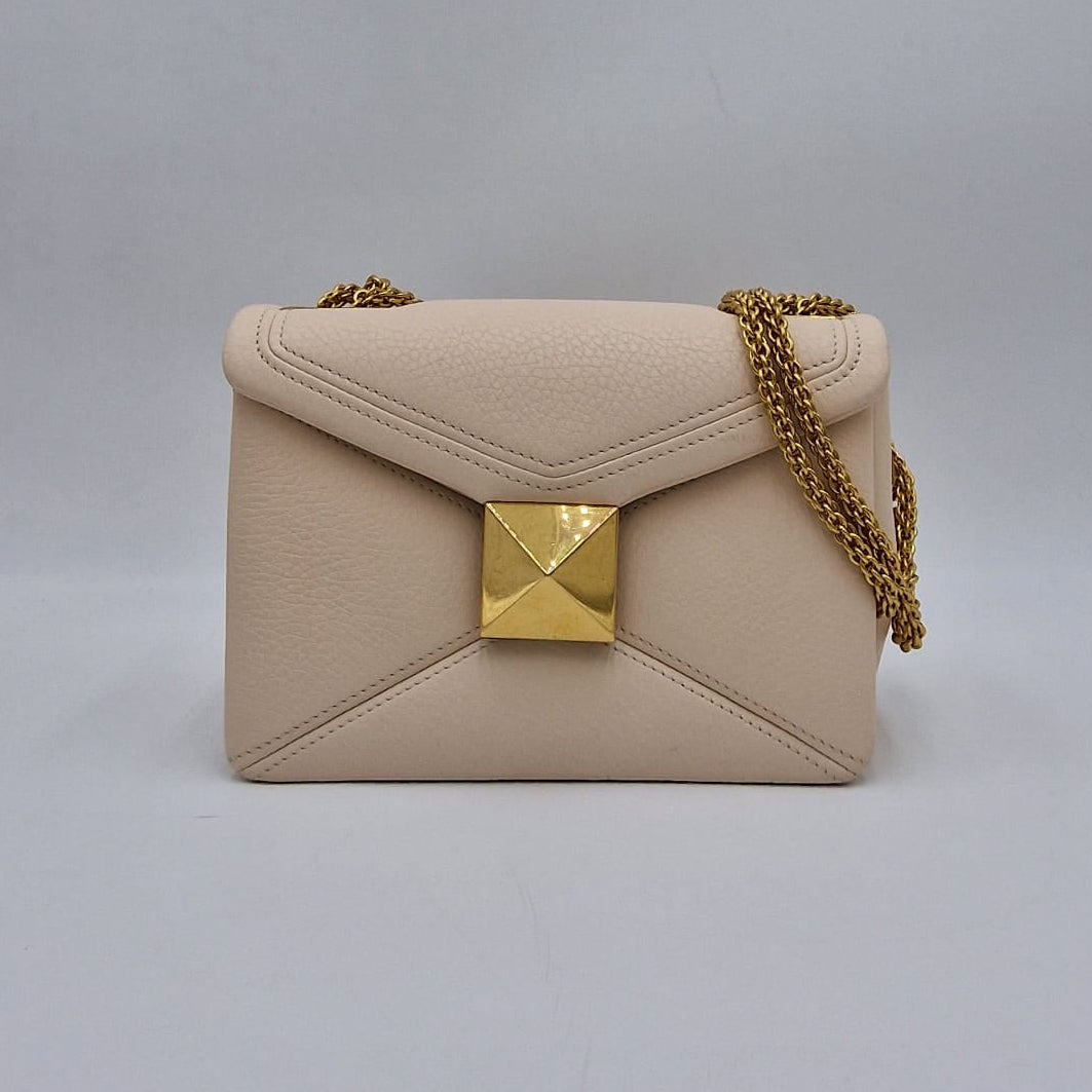 Valentino Garavani One Stud