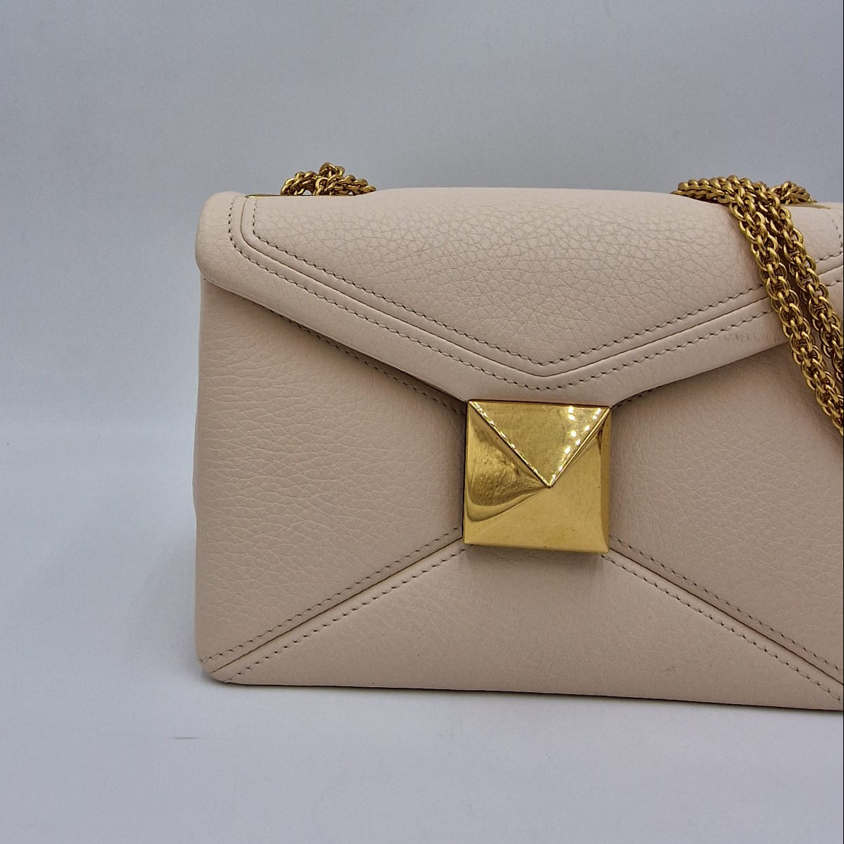 Valentino Garavani One Stud