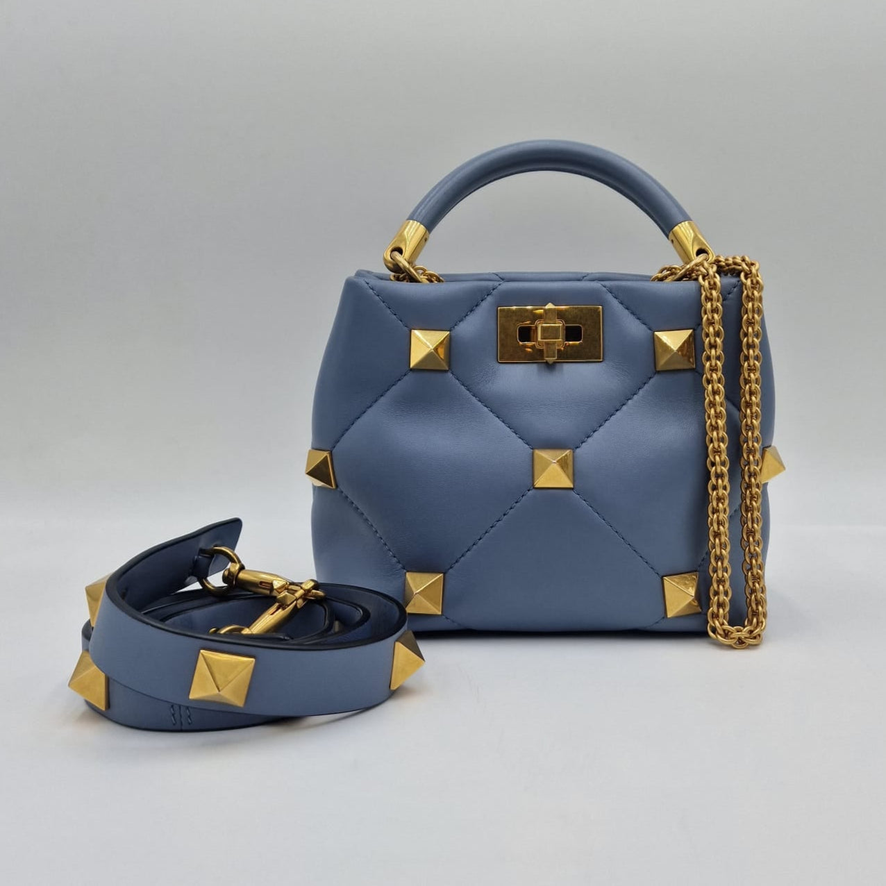 Valentino Garavani Roman Stud
