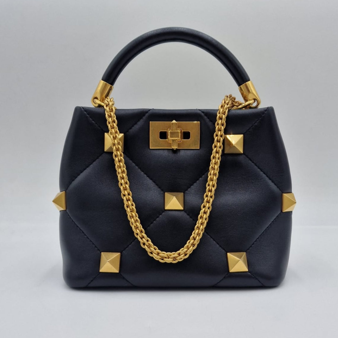 Valentino Garavani Roman Stud