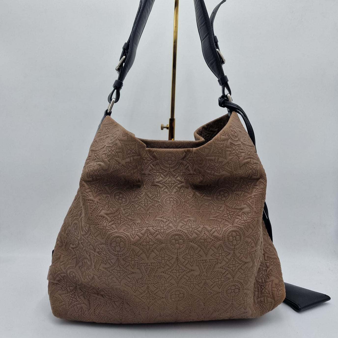 Louis Vuitton Antheia Hobo