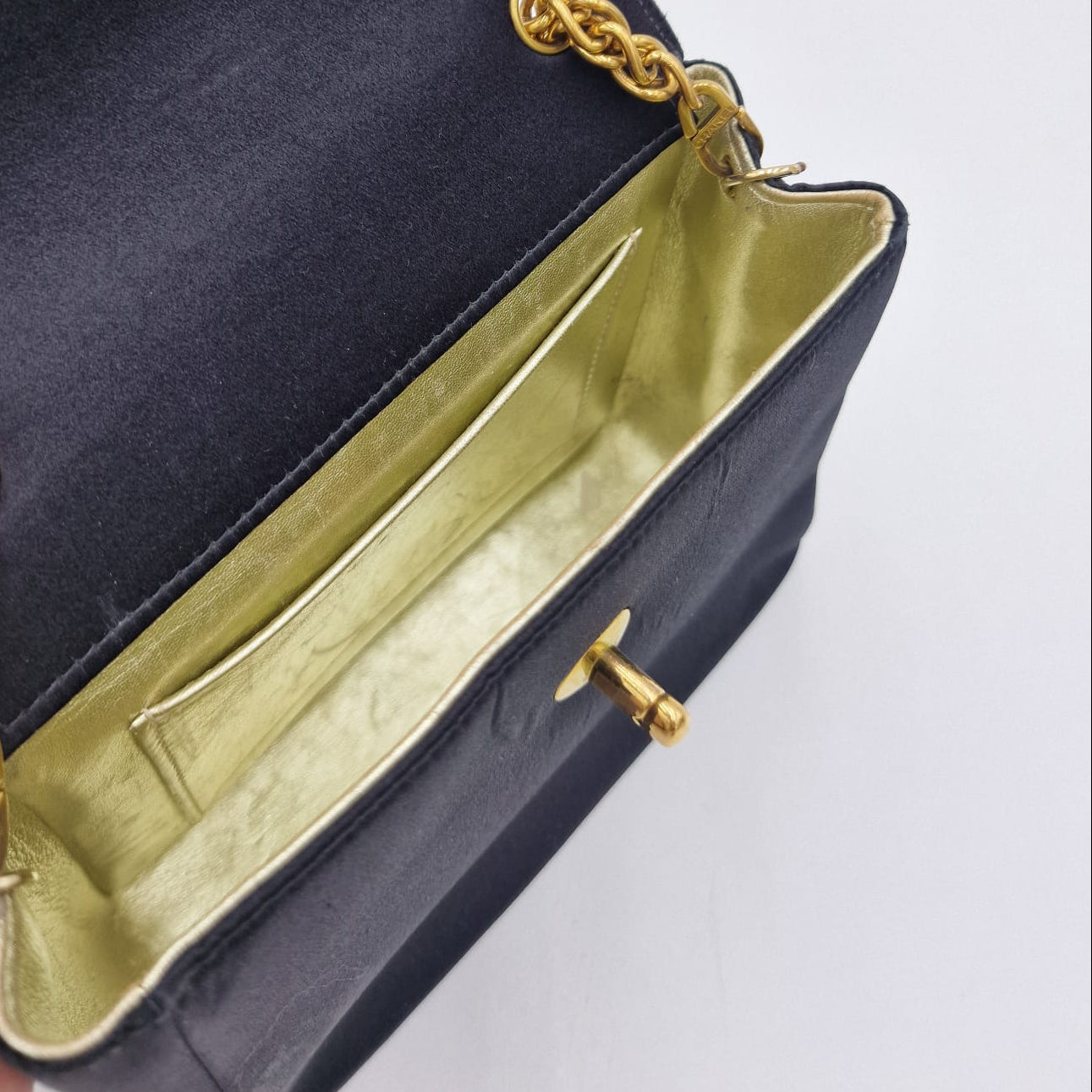 Chanel Vintage CC Chain Flap