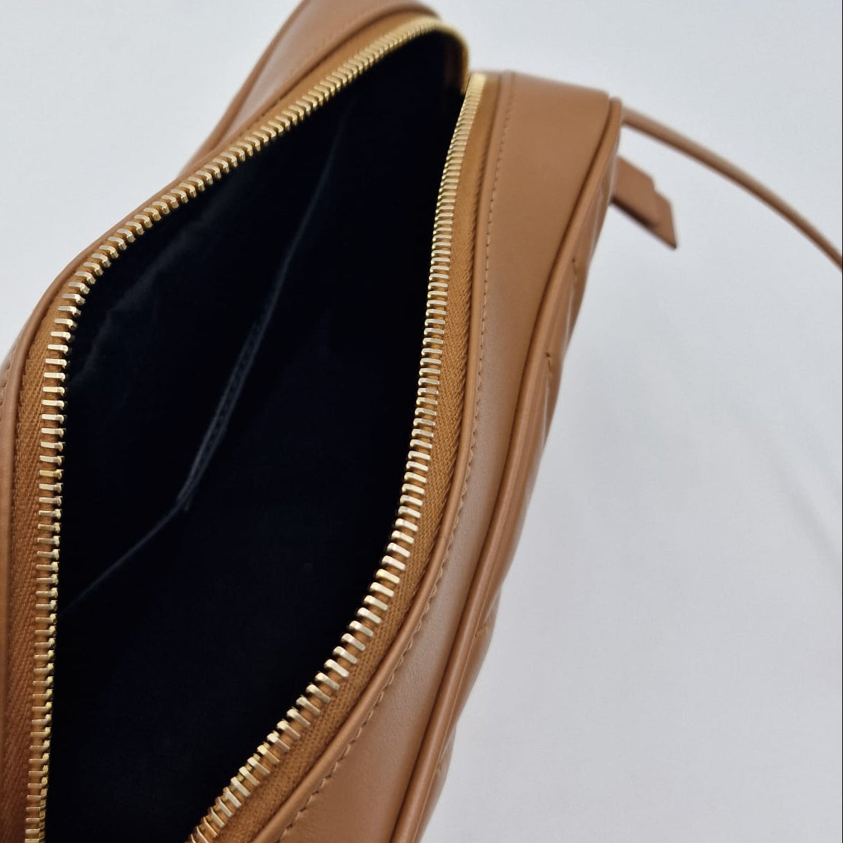 Saint Laurent Bolso Loulou Grande