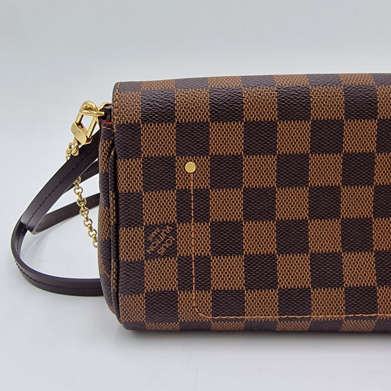 Louis Vuitton Favourite Damier Ebene