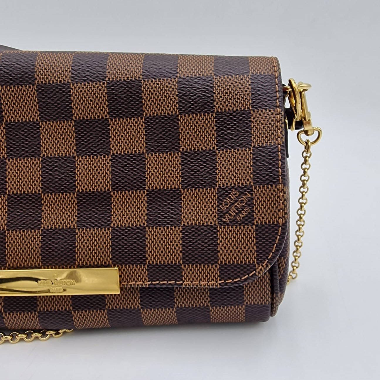 Louis Vuitton Favourite Damier Ebene