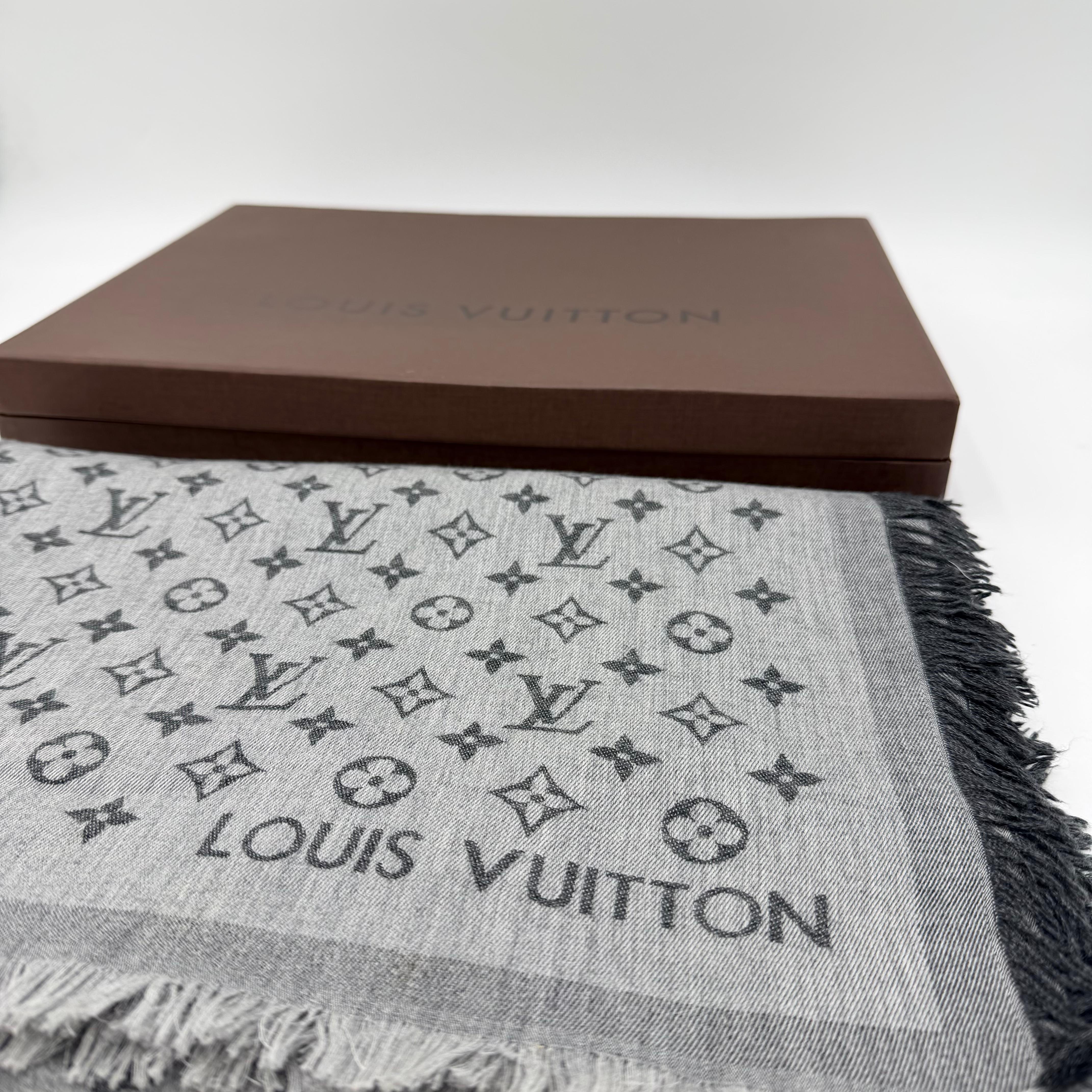 Louis Vuitton Scarf Monogram