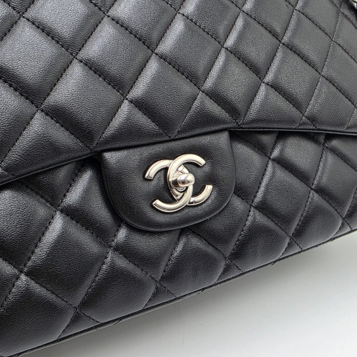 Chanel Classic Maxi Flap