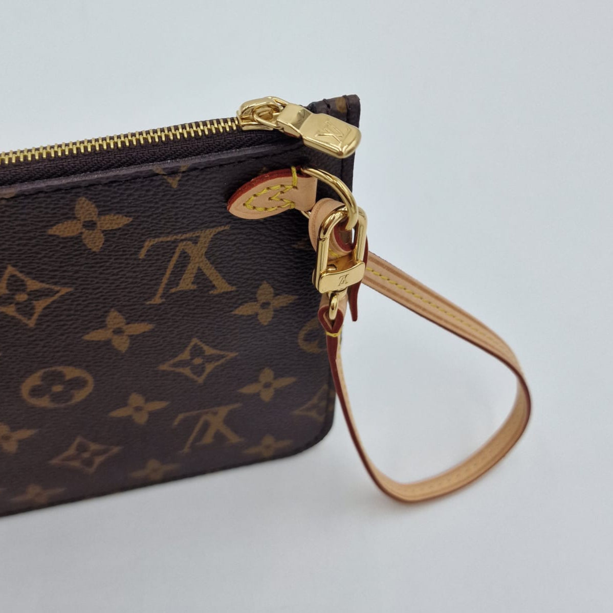 Louis Vuitton Neverfull Pochette