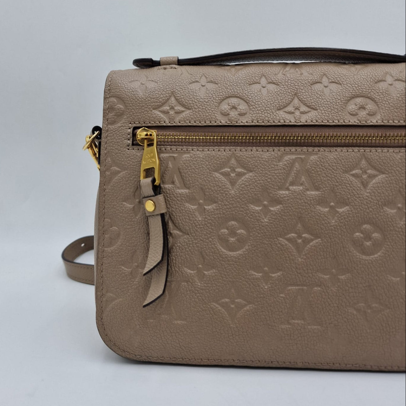 Louis Vuitton Métis Monogram Empreinte