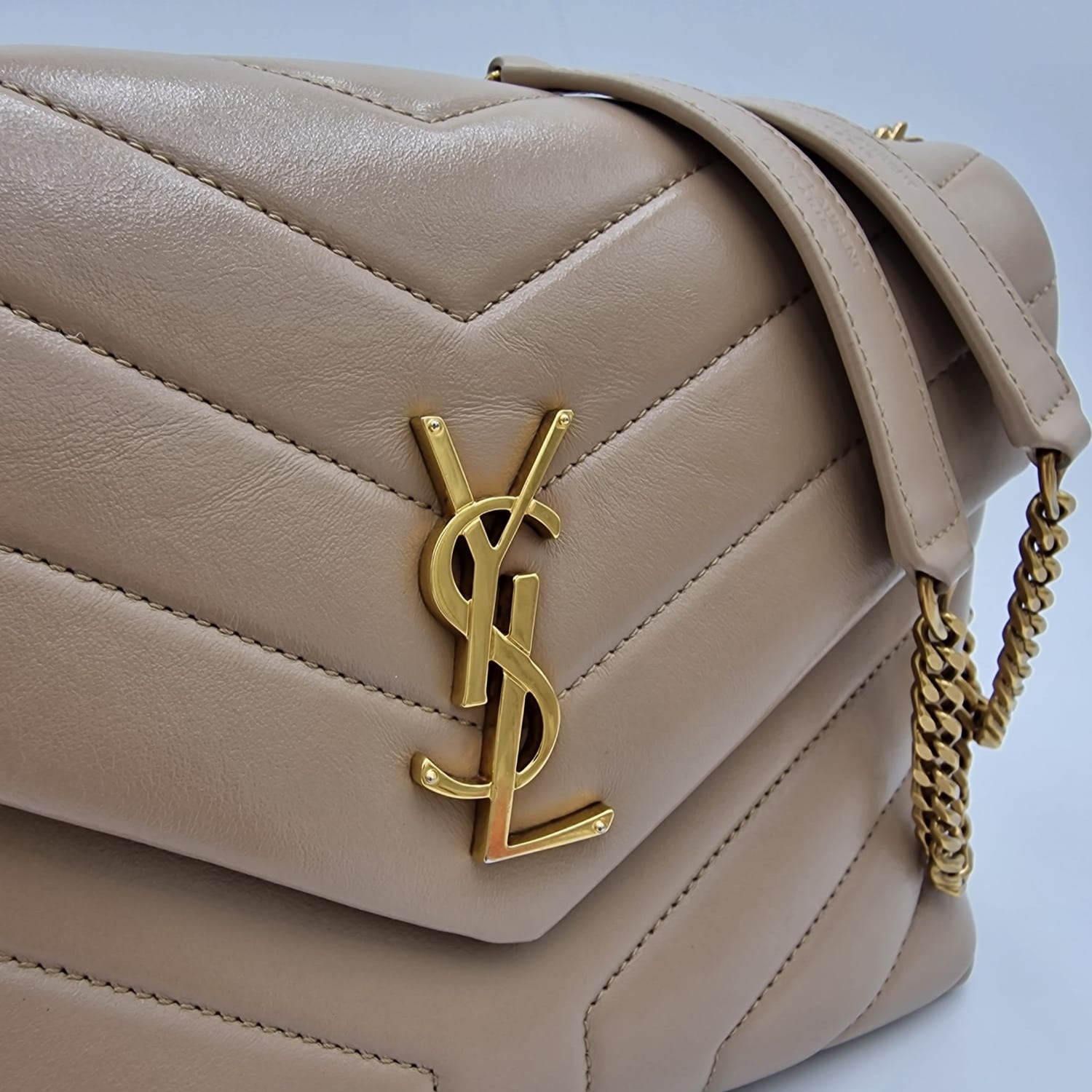 Saint Laurent Loulou Small