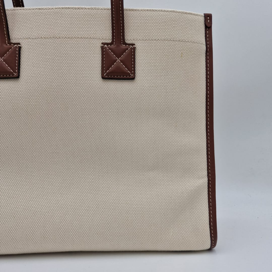 Burberry Heritage Medium Tote