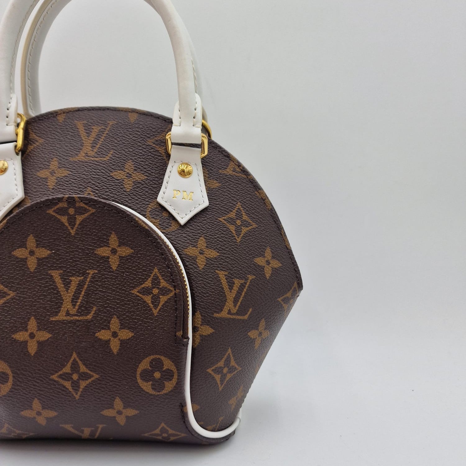 Louis Vuitton Elipse Nano