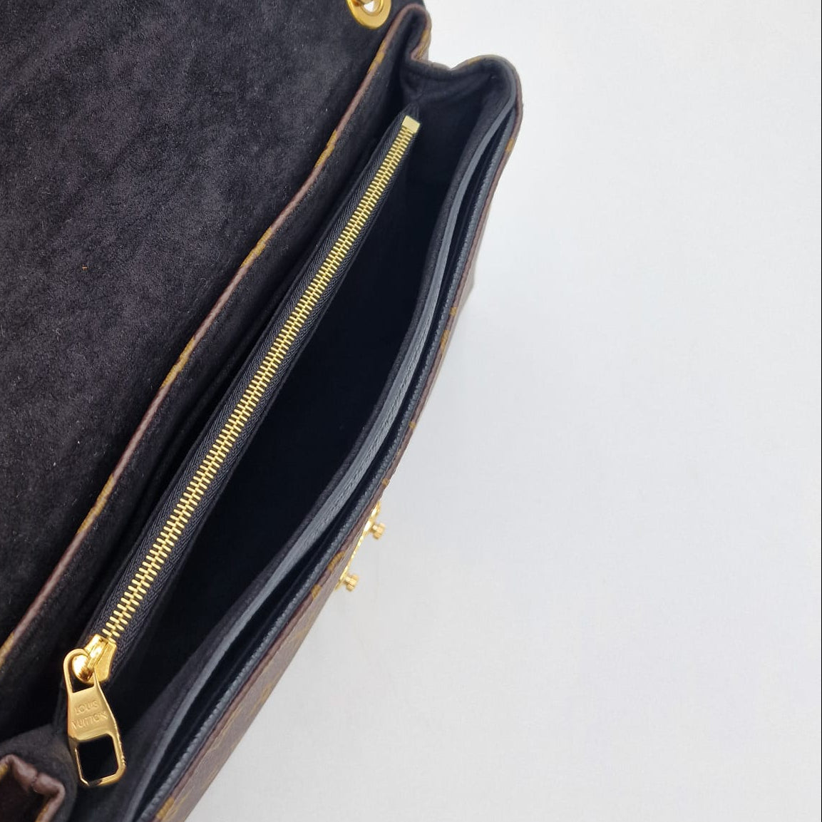 Louis Vuitton Pallas