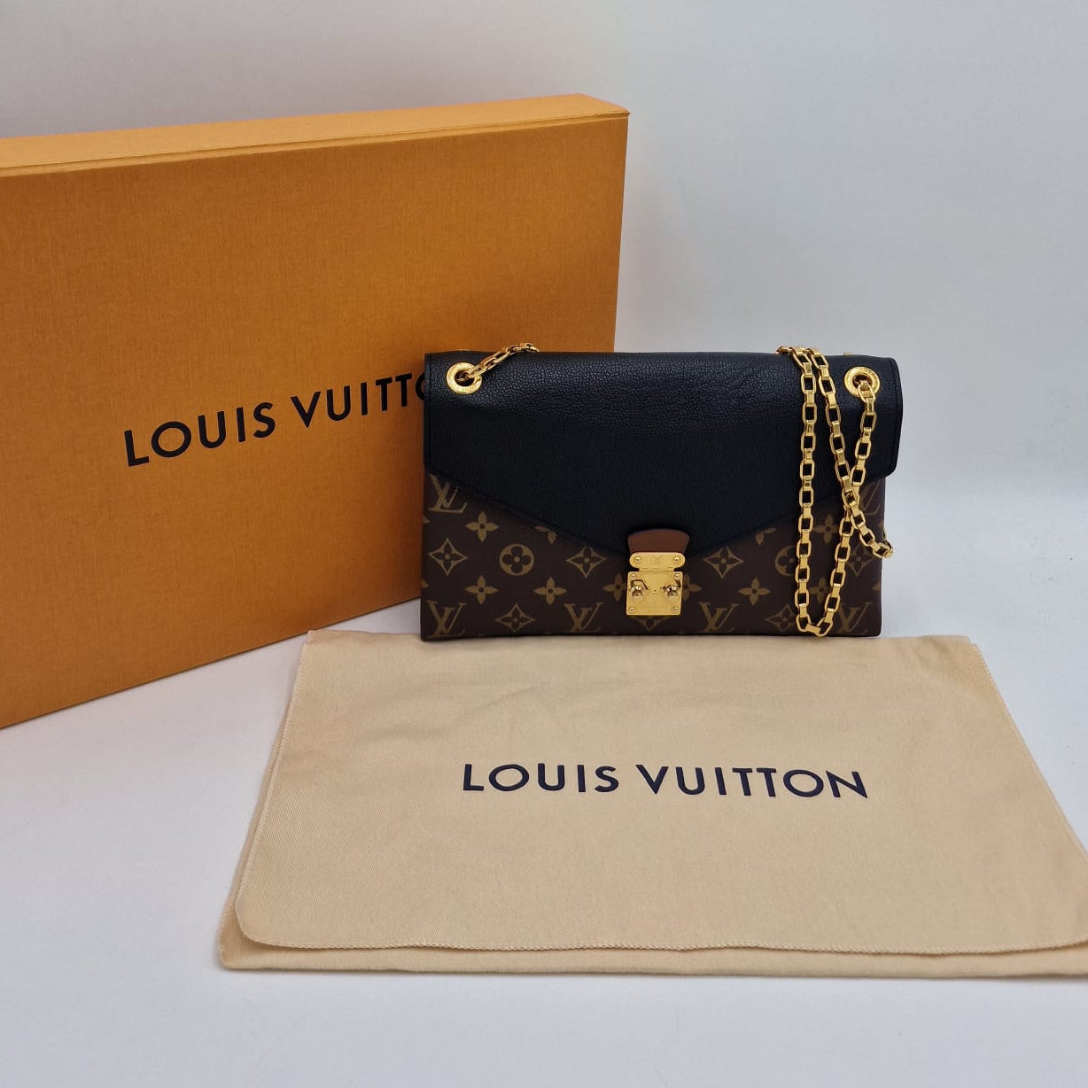 Louis Vuitton Pallas