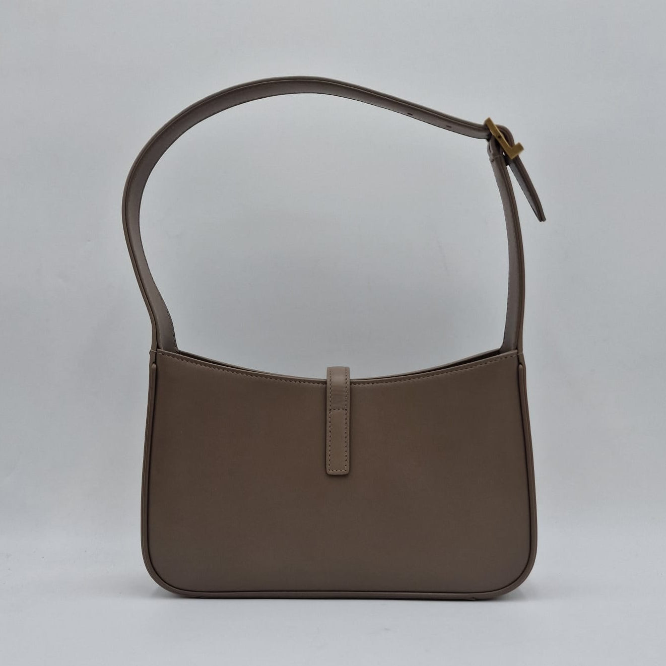 Saint Laurent Le 5 à 7