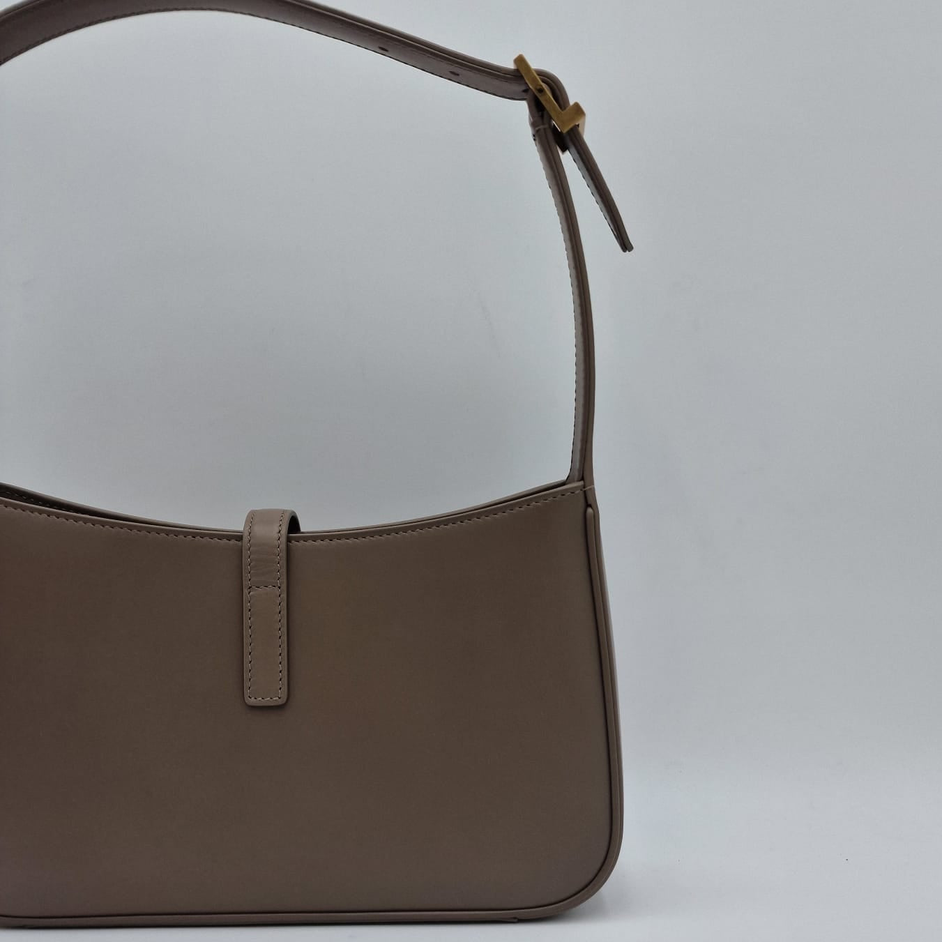 Saint Laurent Le 5 à 7