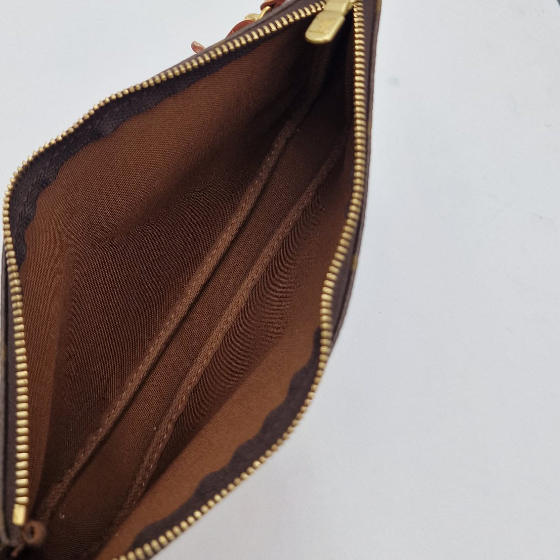 Louis Vuitton Pochette