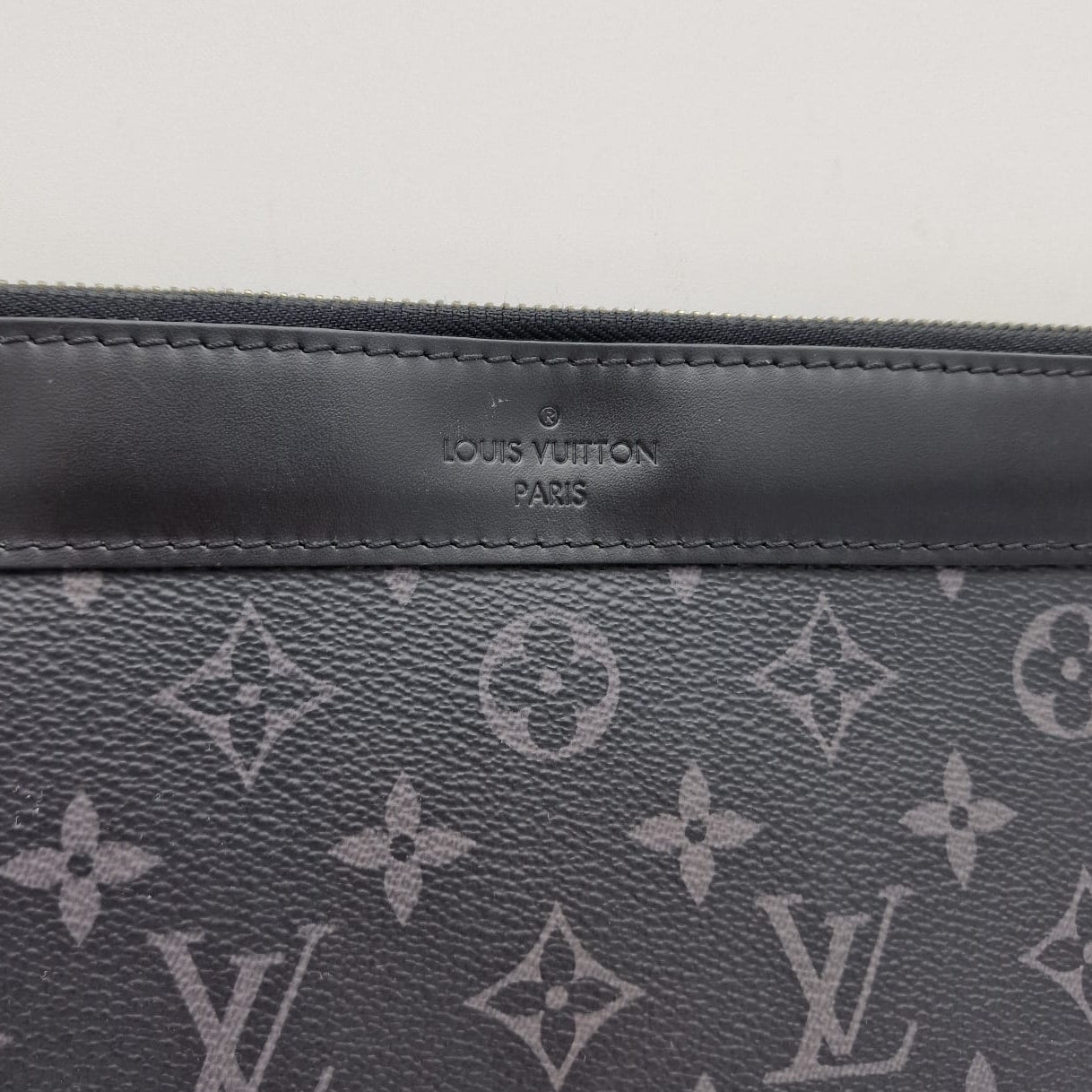 Louis Pochette Daily Pouch