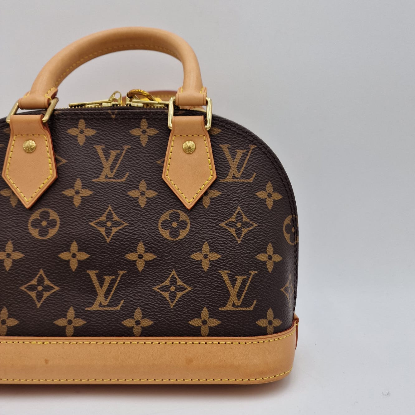 Louis Vuitton Alma BB Monogram