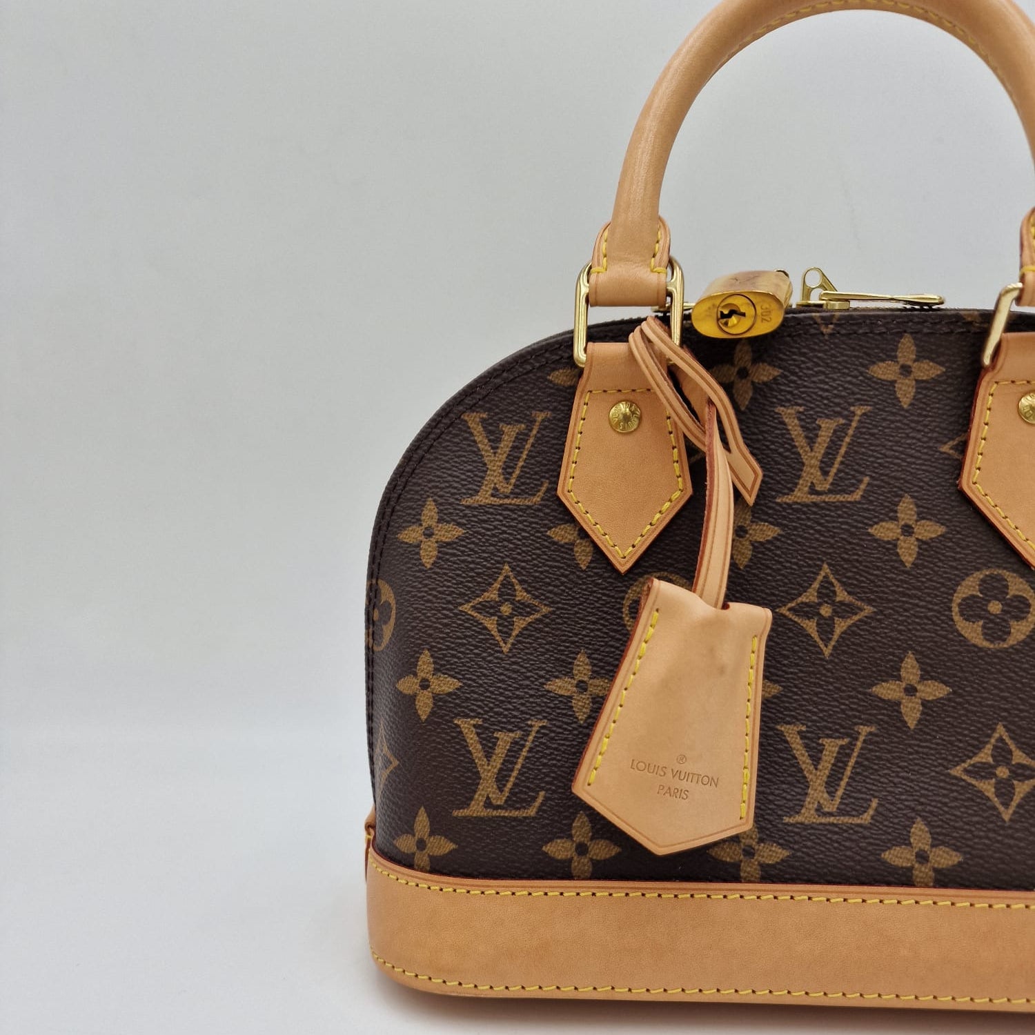 Louis Vuitton Alma BB Monogram