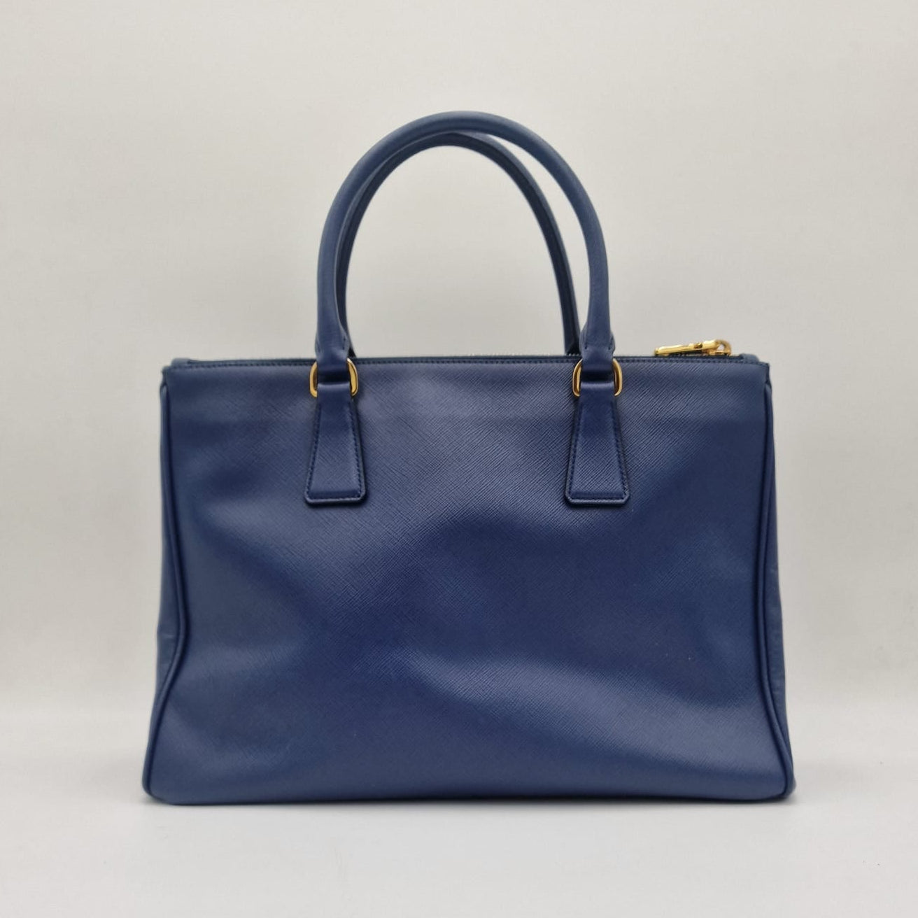 Prada Galleria Saffiano Medium