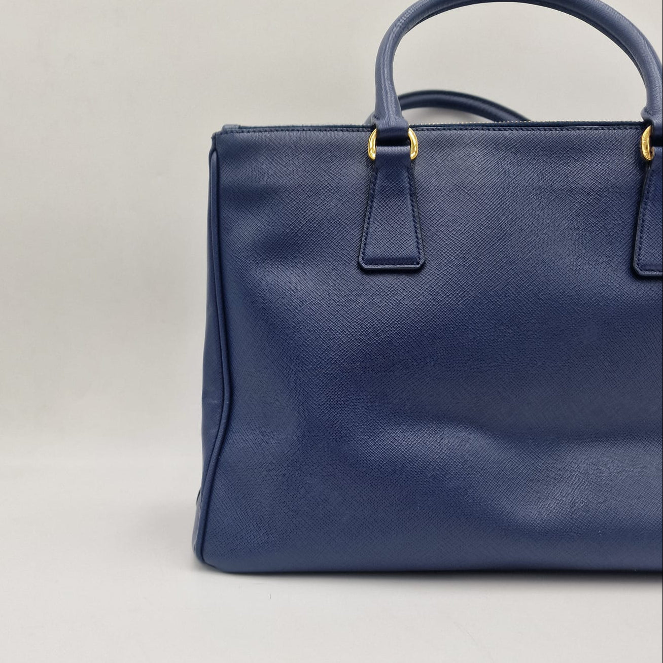 Prada Galleria Saffiano Medium