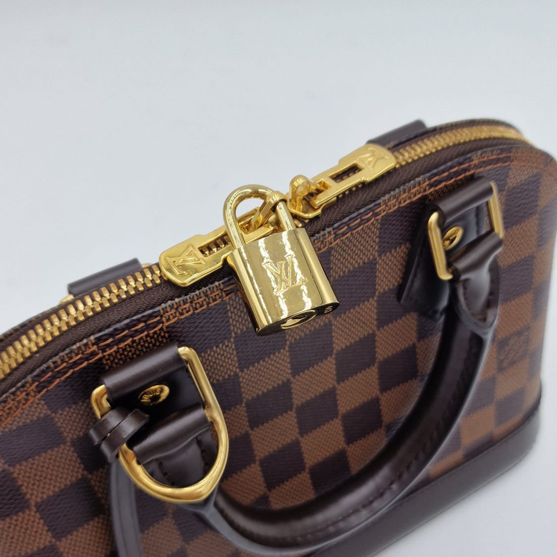 Louis Vuitton Alma BB Damier Ebene