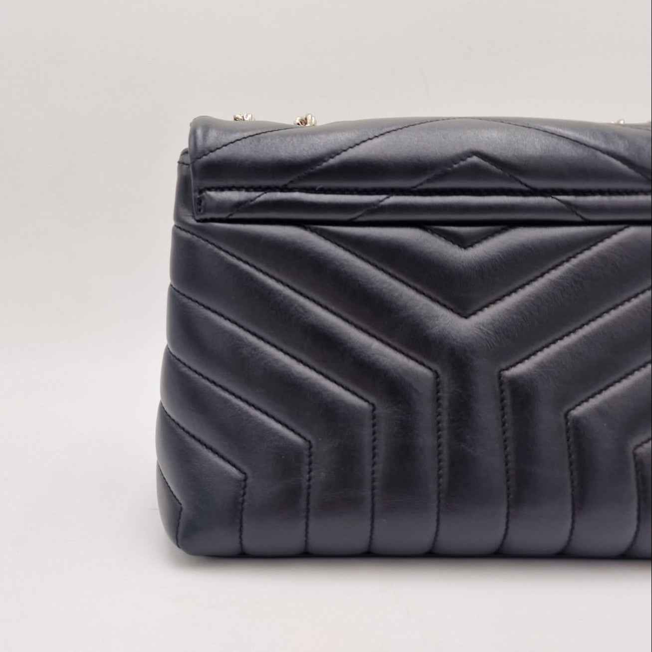 Saint Laurent Loulou Small Leather Bag Black