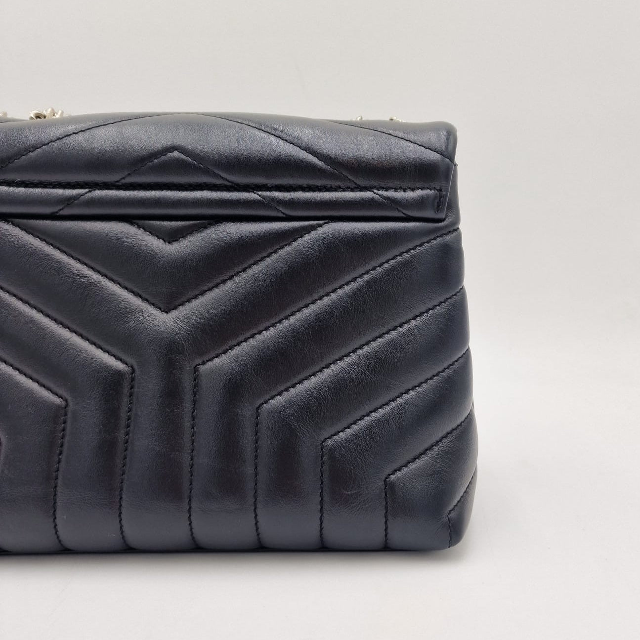 Saint Laurent Loulou Small Leather Bag Black