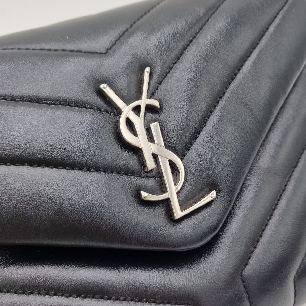 Saint Laurent Loulou Small Leather Bag Black