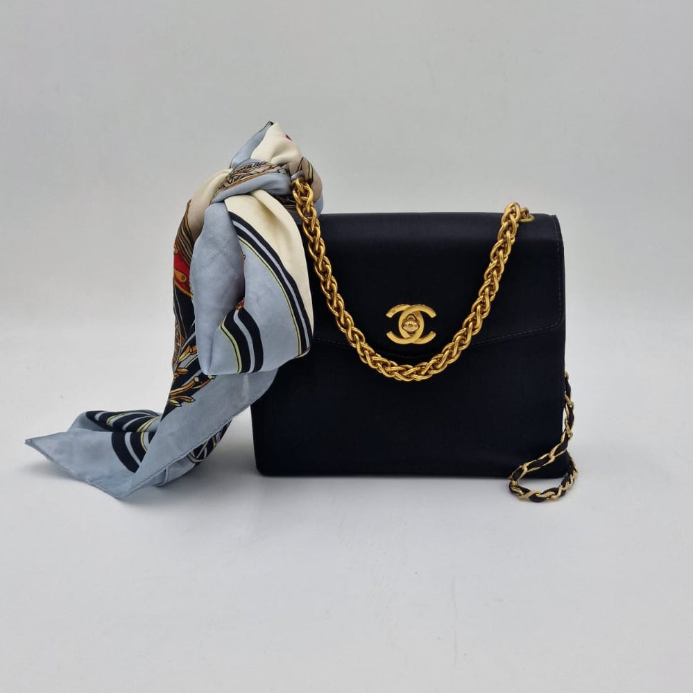 Chanel Vintage CC Chain Flap