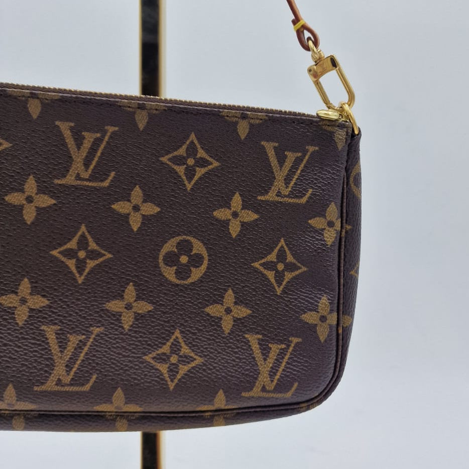 Louis Vuitton Pochette