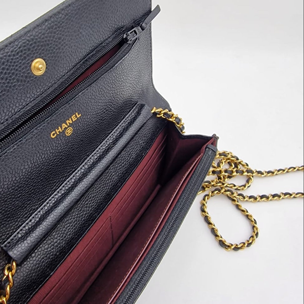 Chanel Classic Caviar WOC