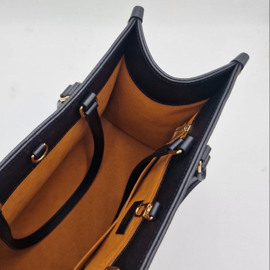 Louis Vuitton OnTheGo MM