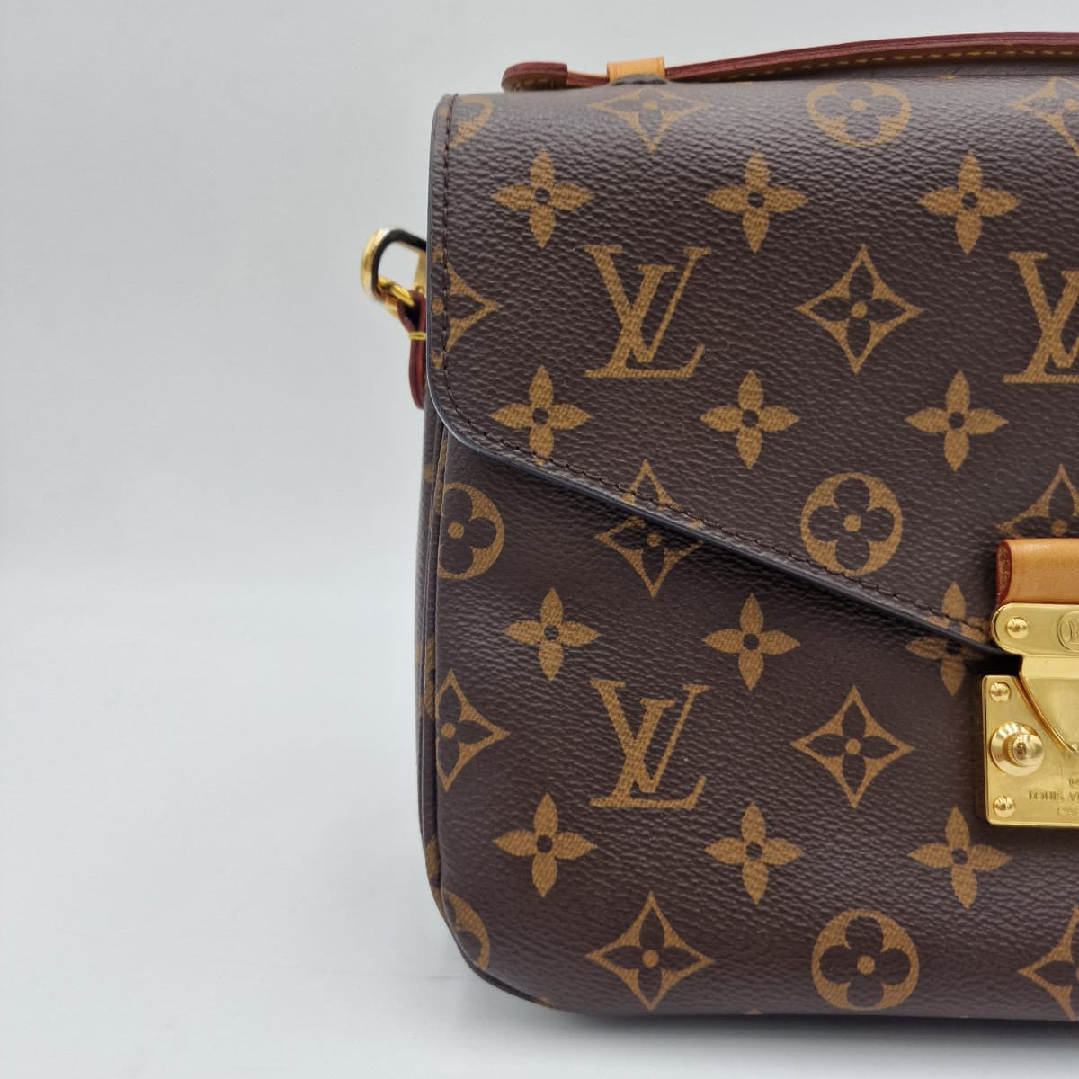 Louis Vuitton Pochette Métis