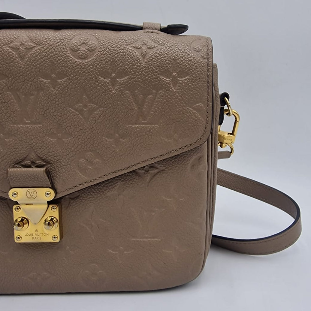 Louis Vuitton Métis Monogram Empreinte