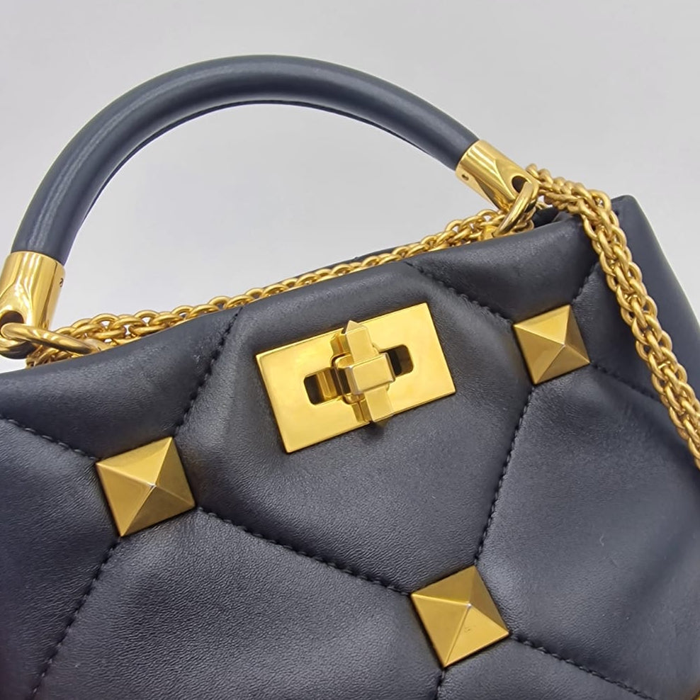Valentino Garavani Roman Stud