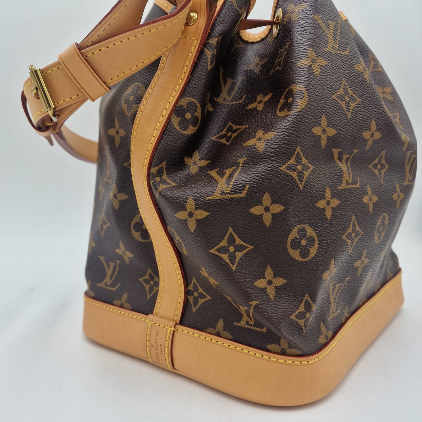 Louis Vuitton Petit Noé Monogram