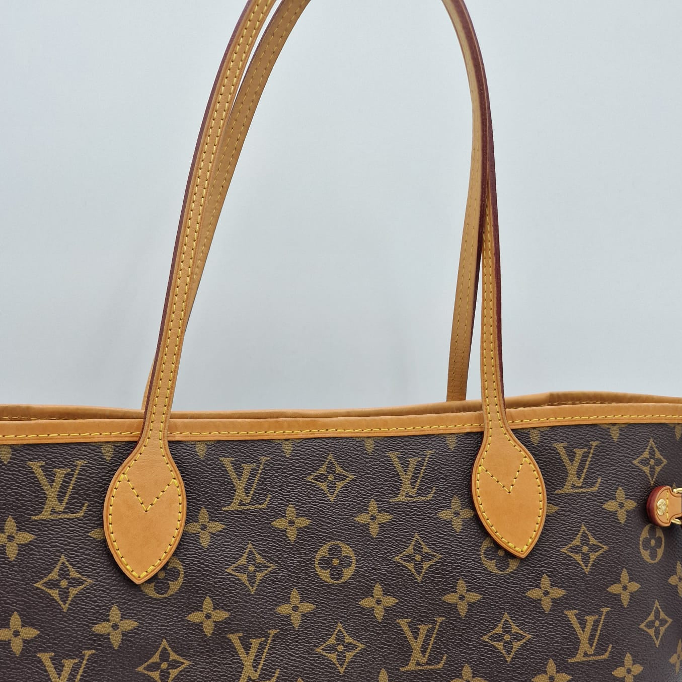 Louis Vuitton MM Neverfull Monogram