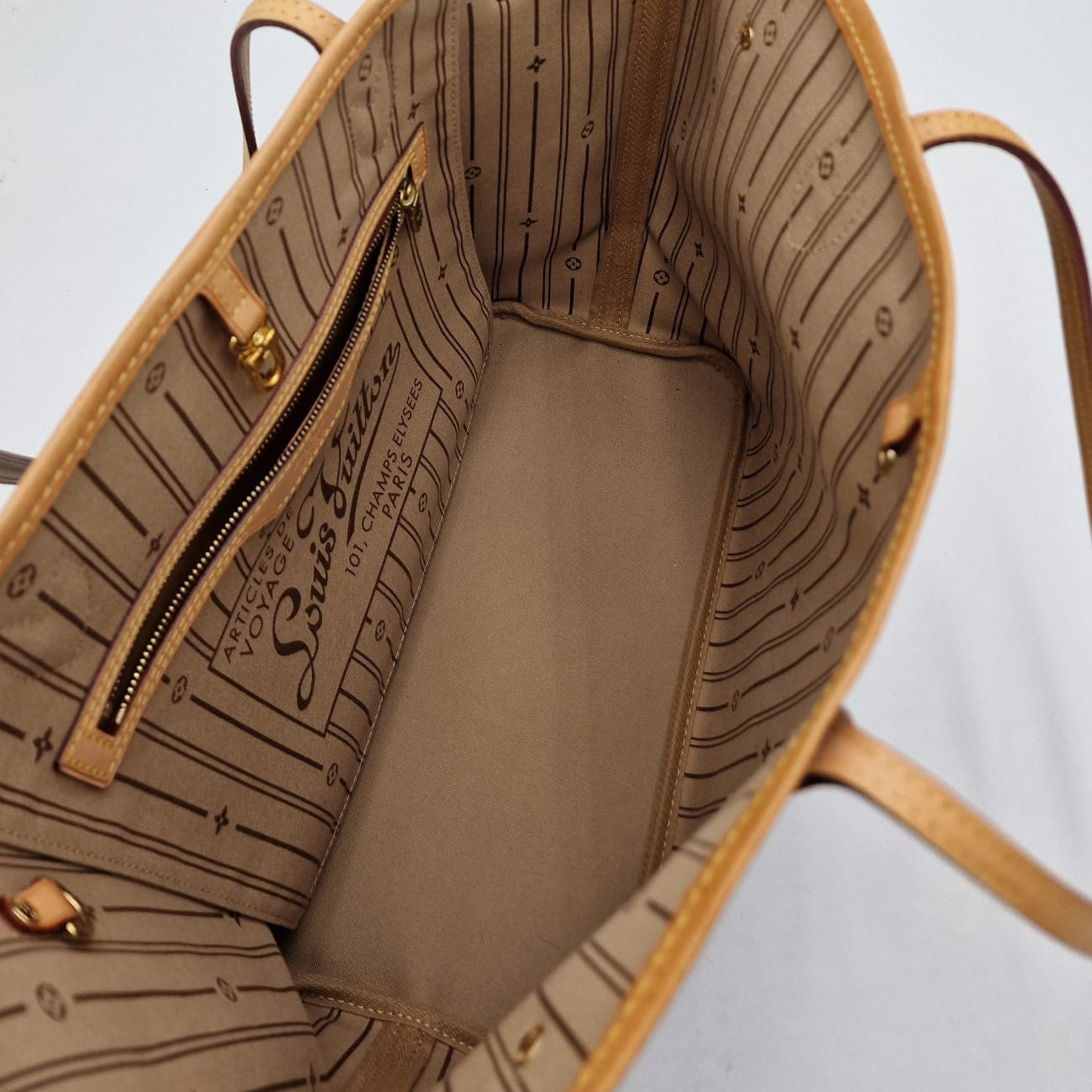 Louis Vuitton MM Neverfull Monogram