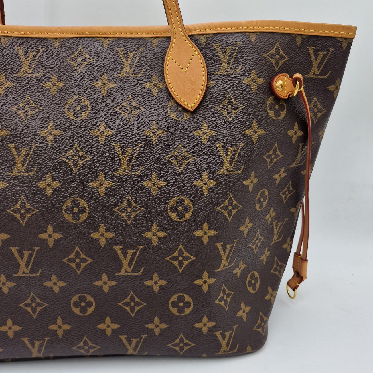 Louis Vuitton MM Neverfull Monogram
