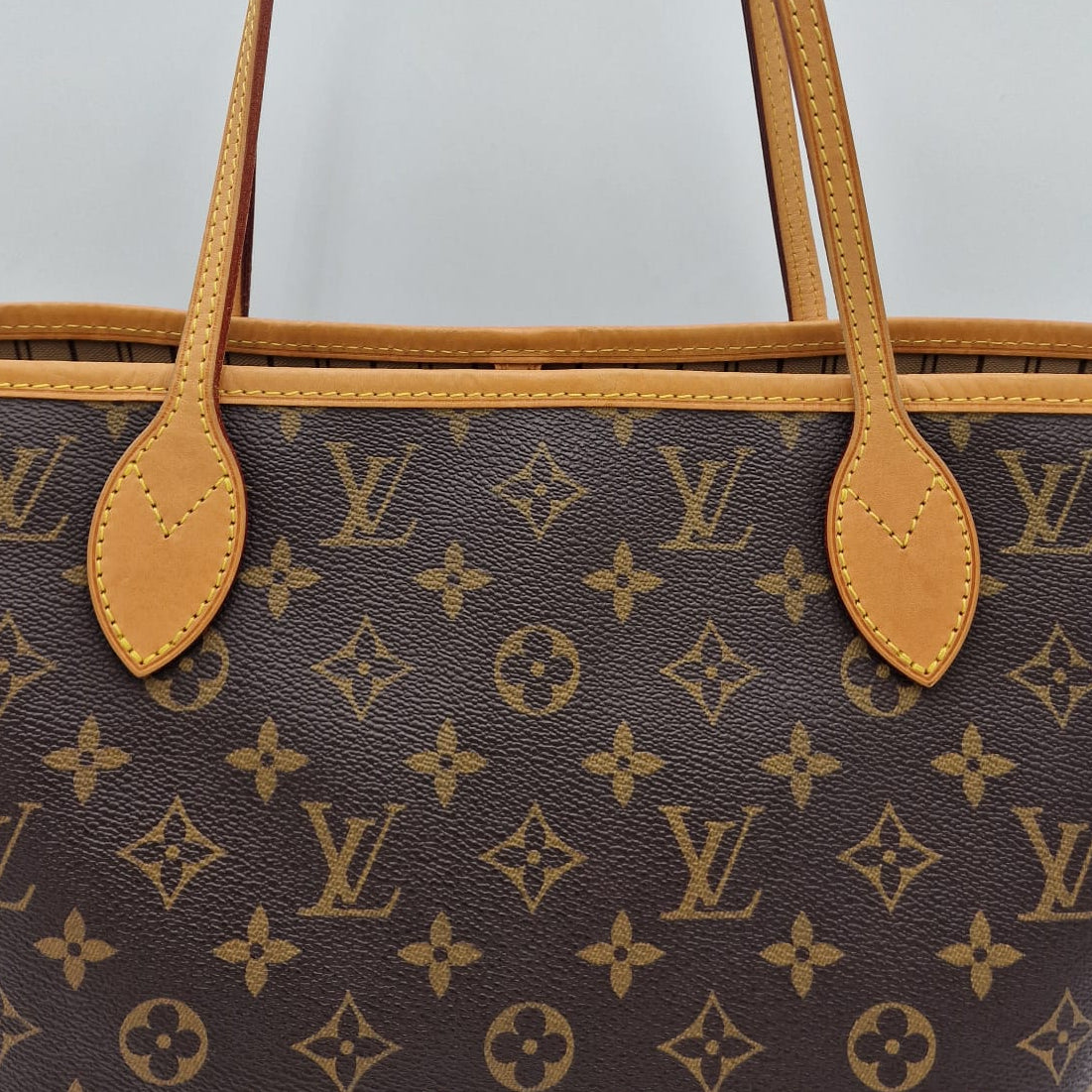 Louis Vuitton MM Neverfull Monogram