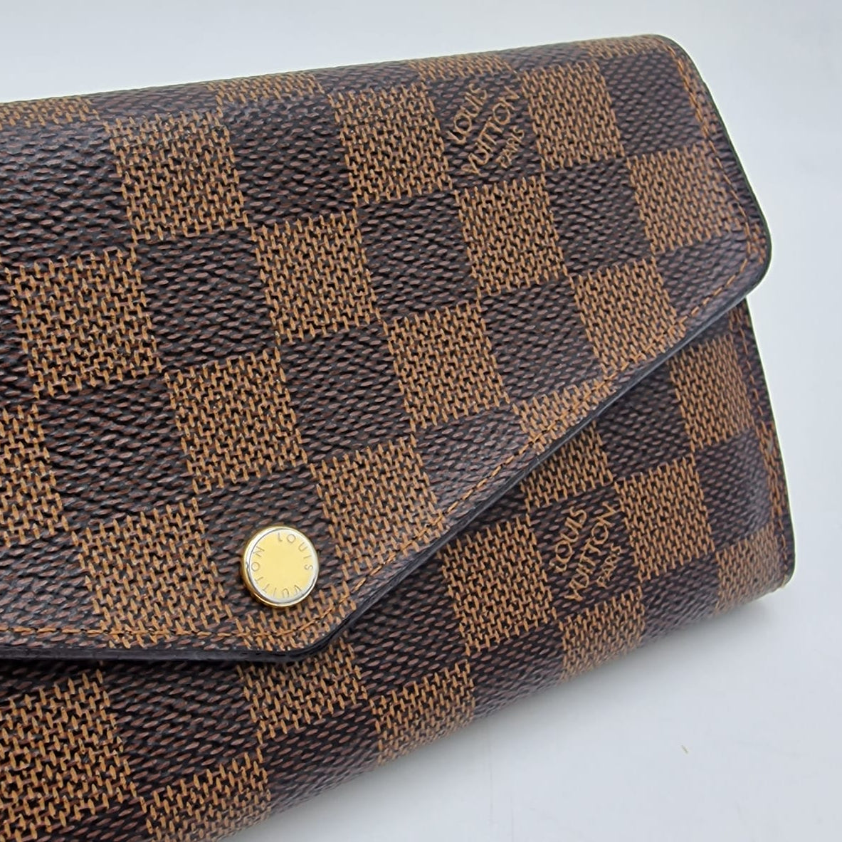 Louis Vuitton Sarah Damier Ebene Wallet