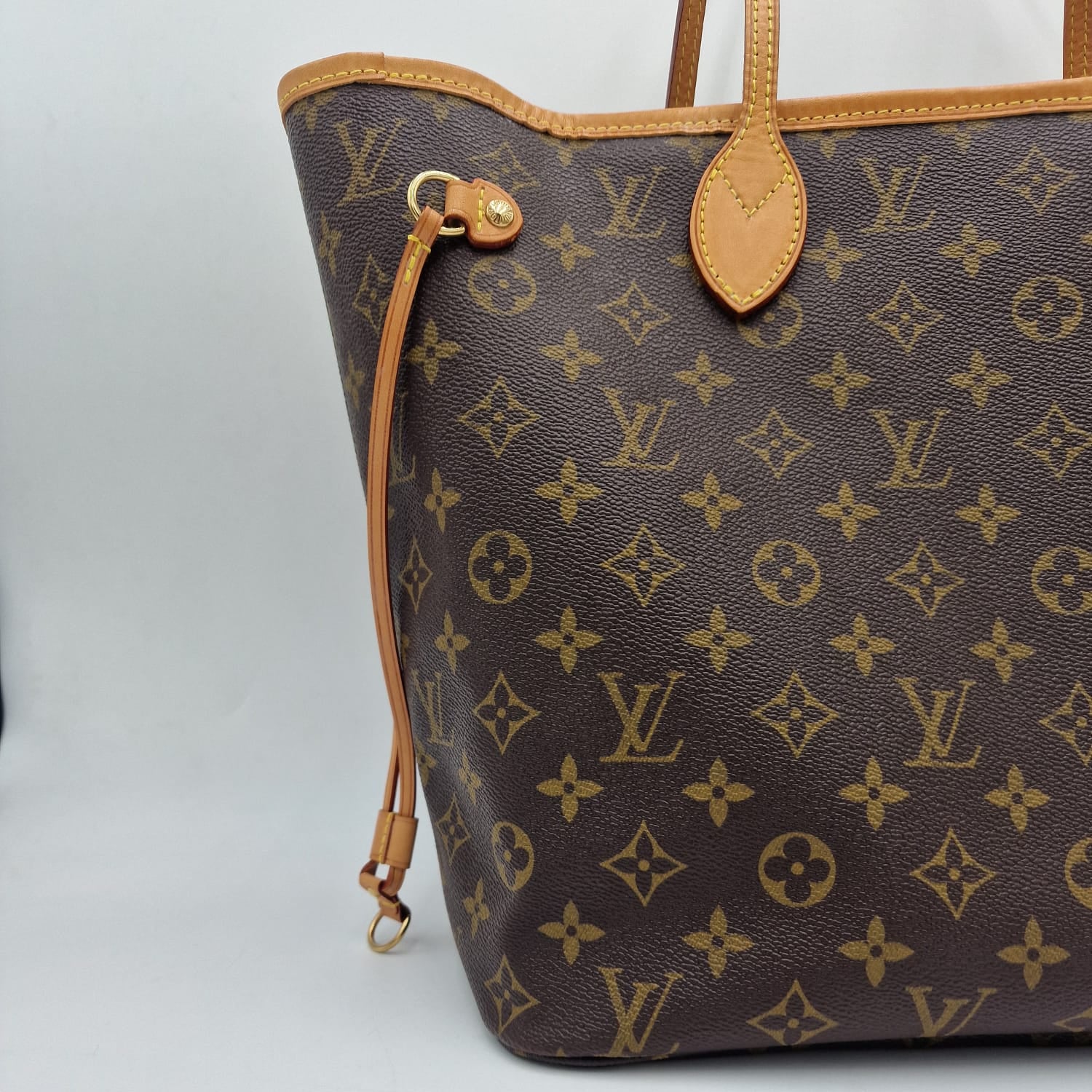 Louis Vuitton MM Neverfull Monogram