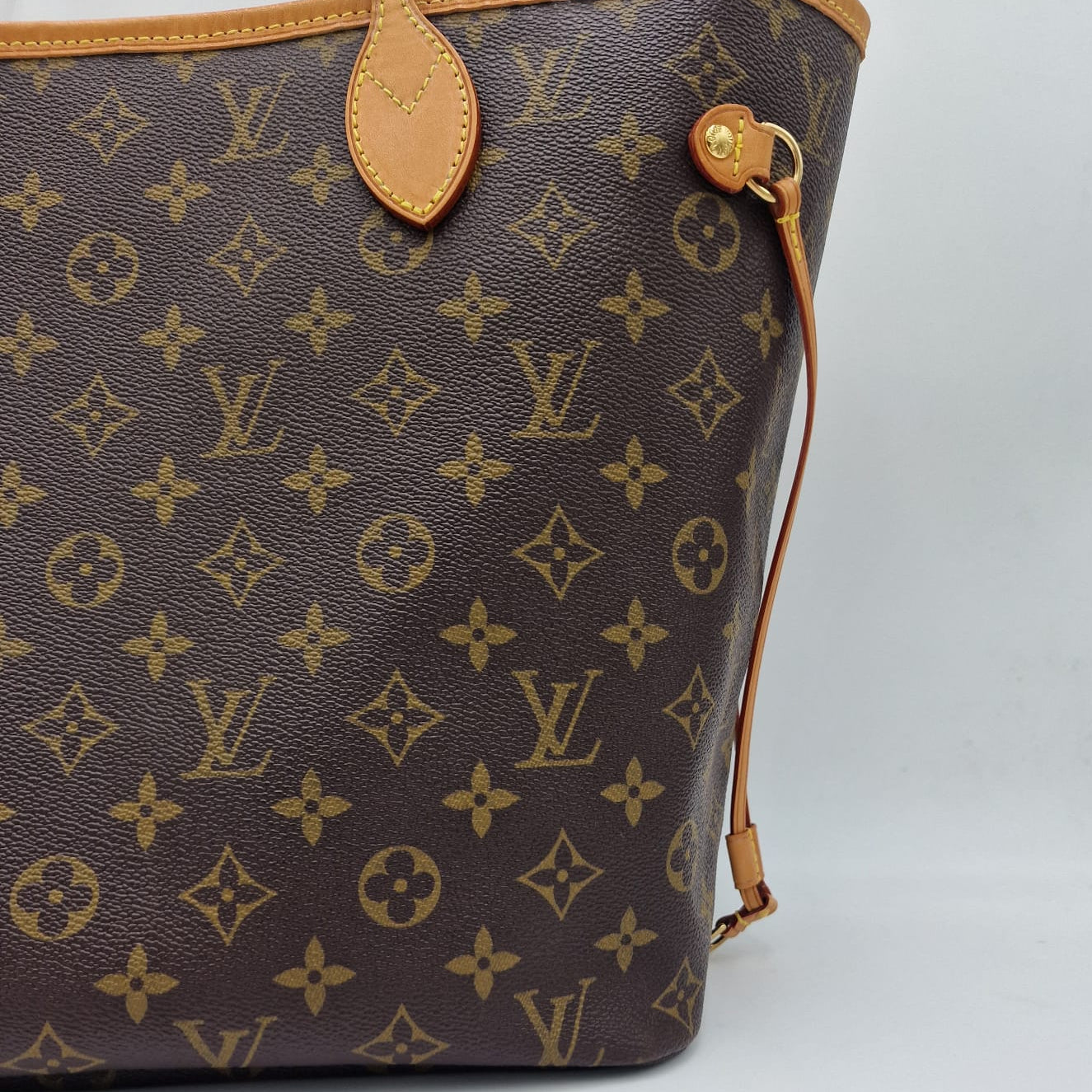 Louis Vuitton MM Neverfull Monogram